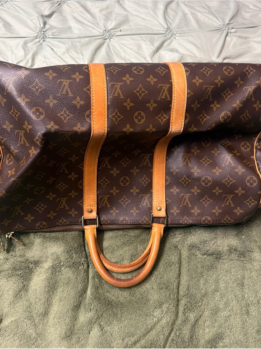 Authentic!Louis Vuitton Brown Monogram Duffel with Tan Leather Trim - Picture 6 of 16
